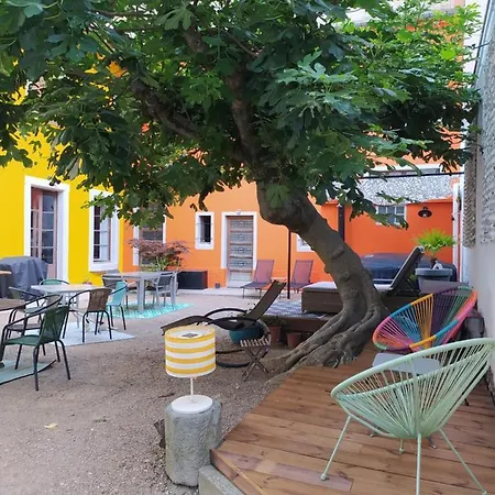 B&B Le 9 De Cour, Caouette 카르카손