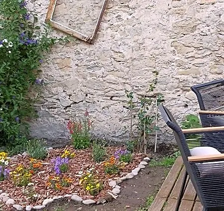 Bed & Breakfast Le 9 De Cour, Caouette 3*