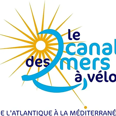 Le 9 De Cour, Caouette Bed & Breakfast
