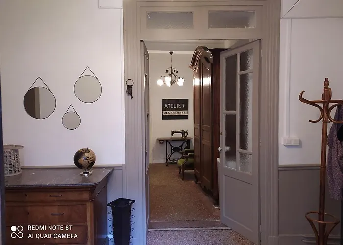 Le 9 De Cour, Caouette 3*