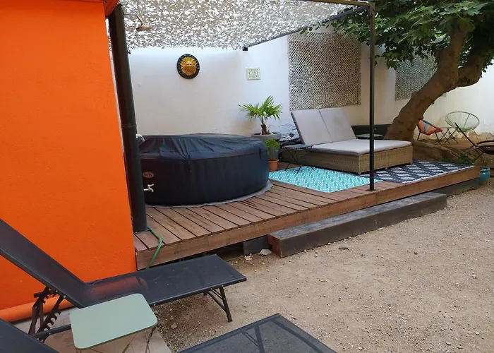 Le 9 De Cour, Caouette Nocleg ze śniadaniem Carcassonne