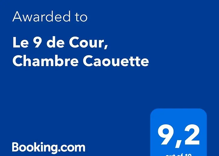 Le 9 De Cour, Caouette Nocleg ze śniadaniem 3*